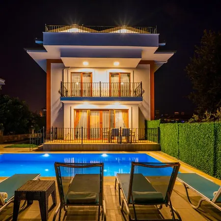 Hotel Infinity Myra 4*