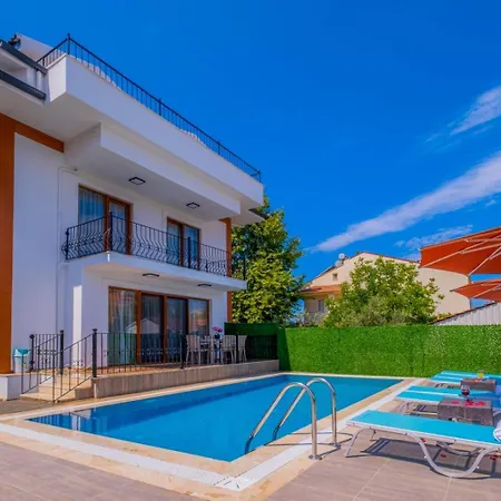 Infinity Myra 4*
